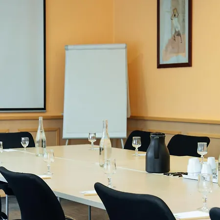 Hotel Logis Restaurant Bellevue 2*